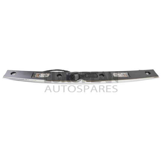 673011219-Maserati Rear Light Bar