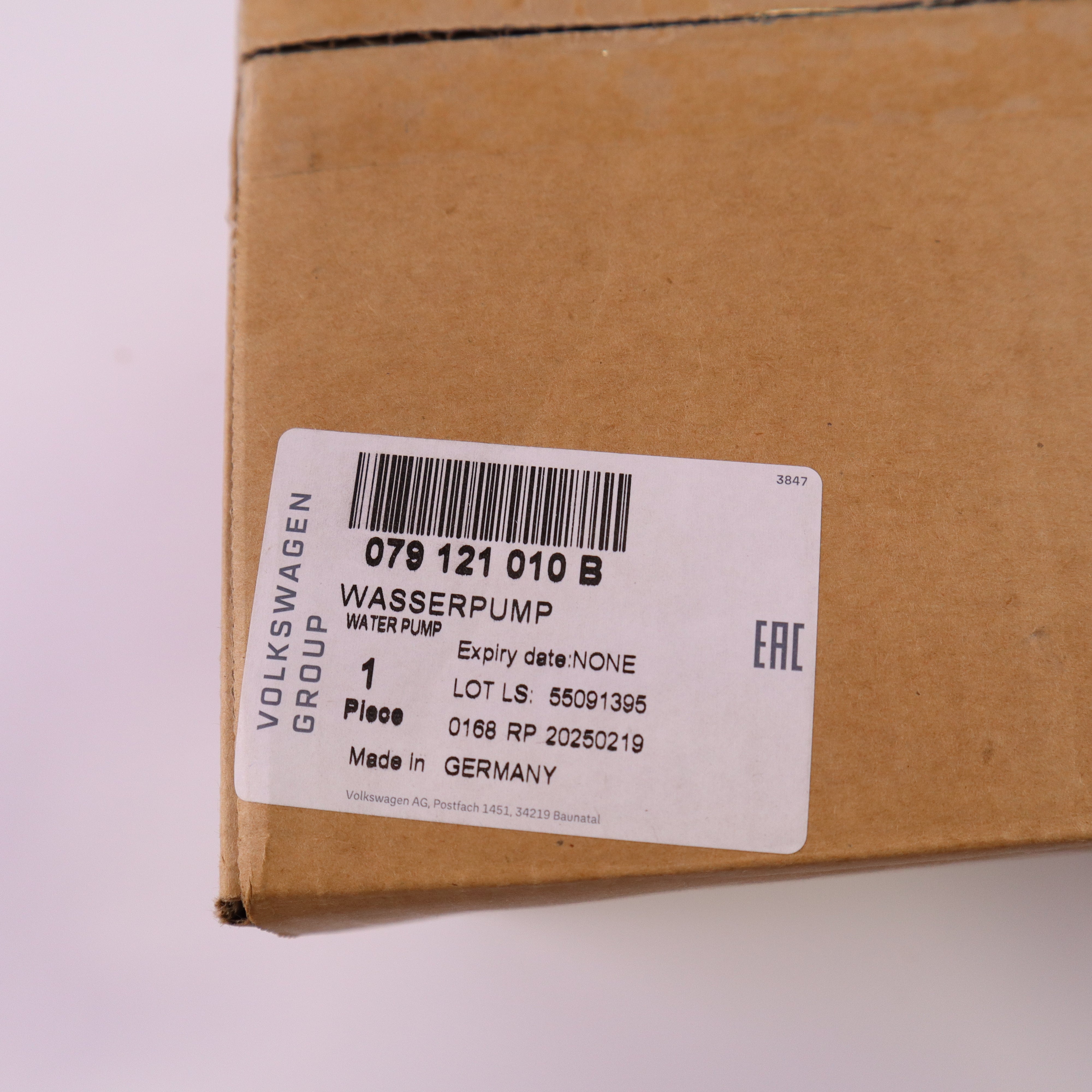 Genuine Bentley Engine Water Pump 079121010B