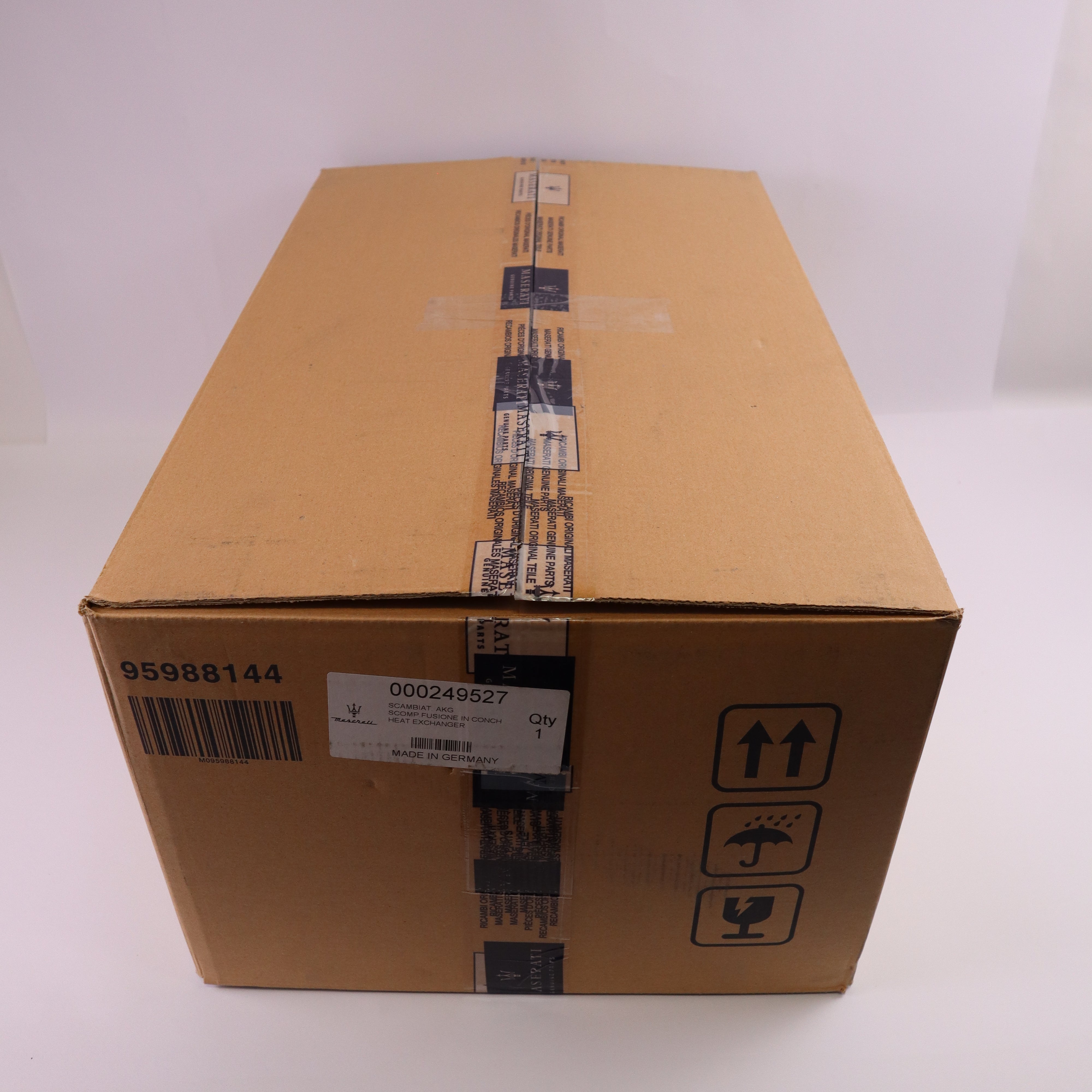 Genuine Maserati Engine Oil Cooler Heat Exchanger 249527