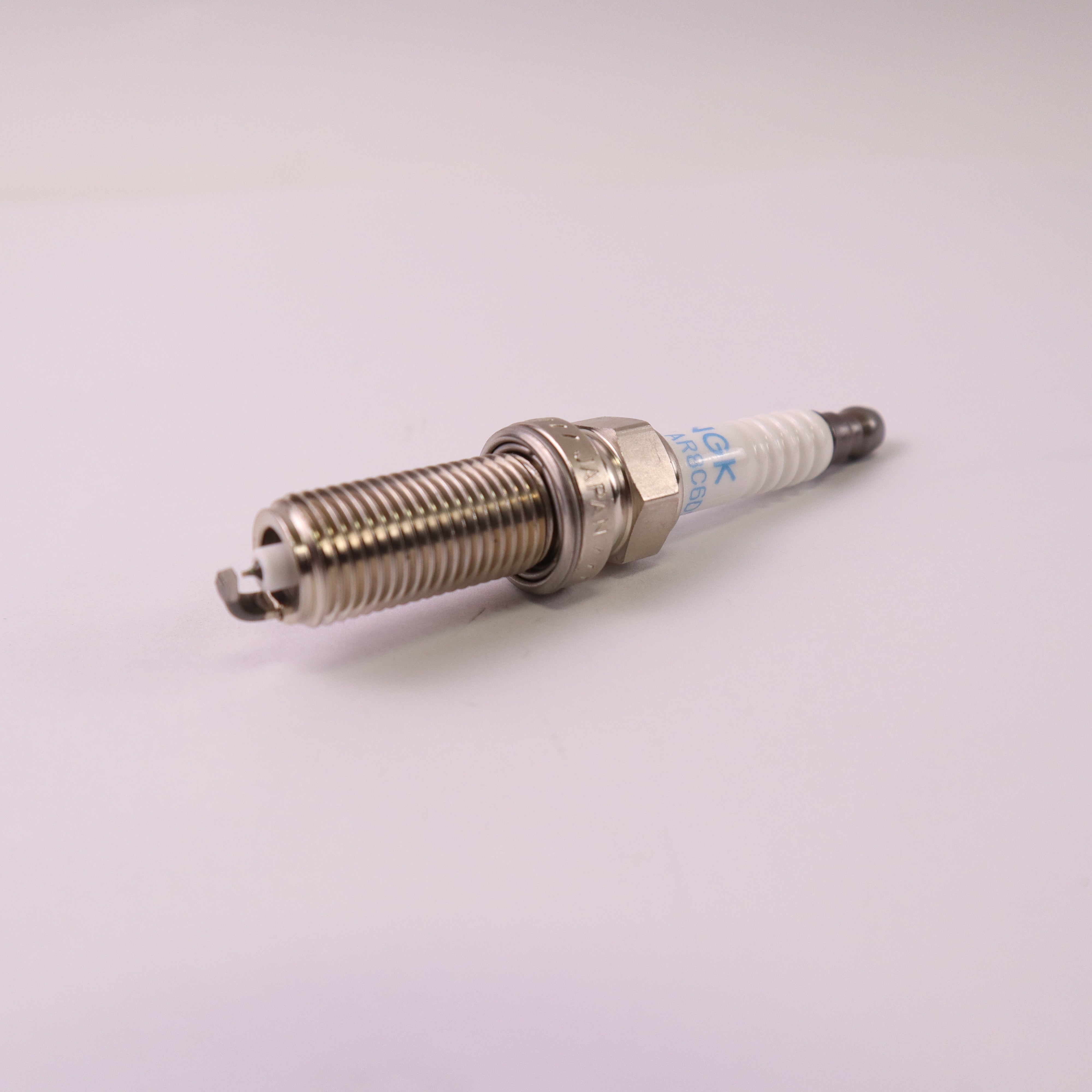 Genuine Maserati Ghibli, Quattroporte & Levante Spark Plug 310235