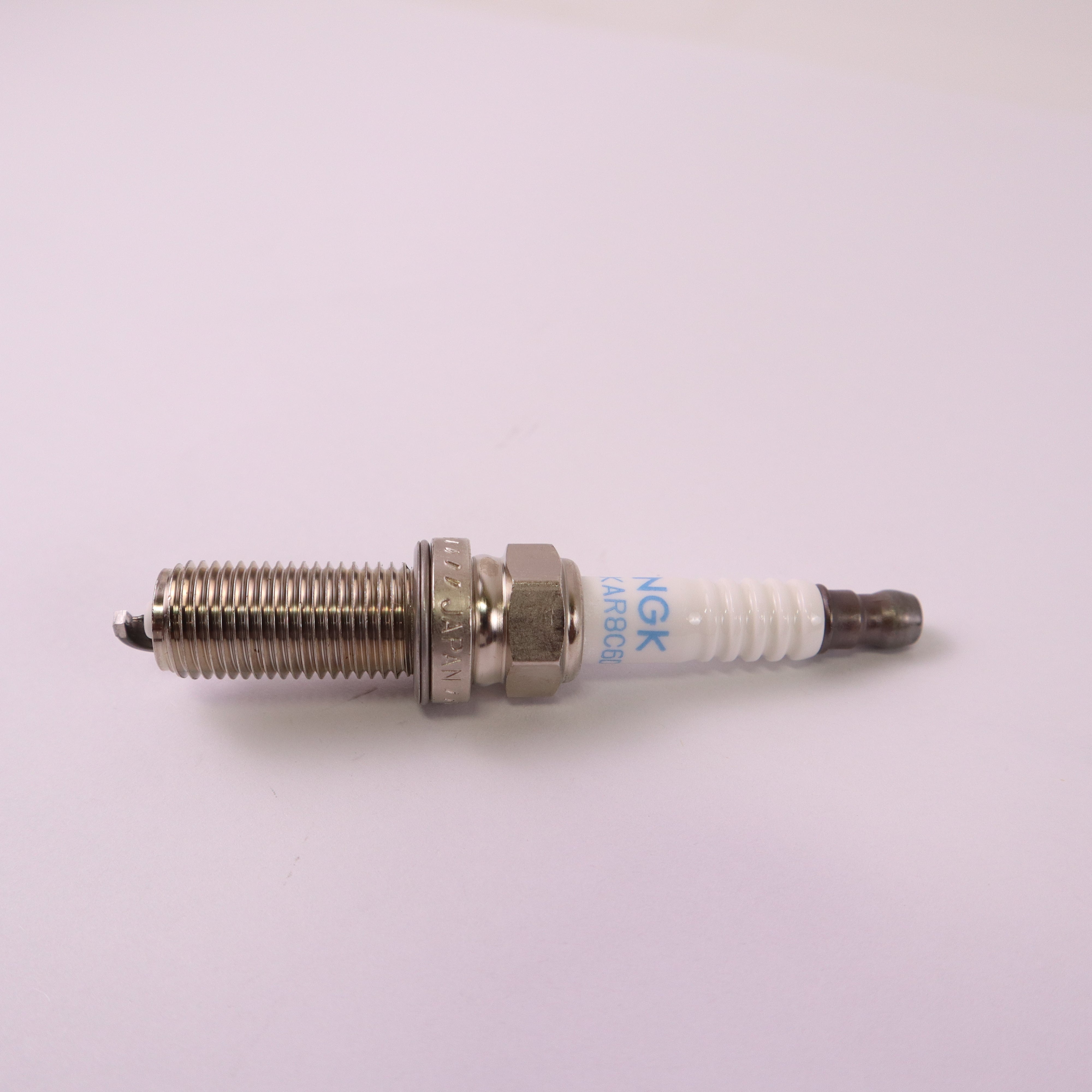 Genuine Maserati Ghibli, Quattroporte & Levante Spark Plug 310235