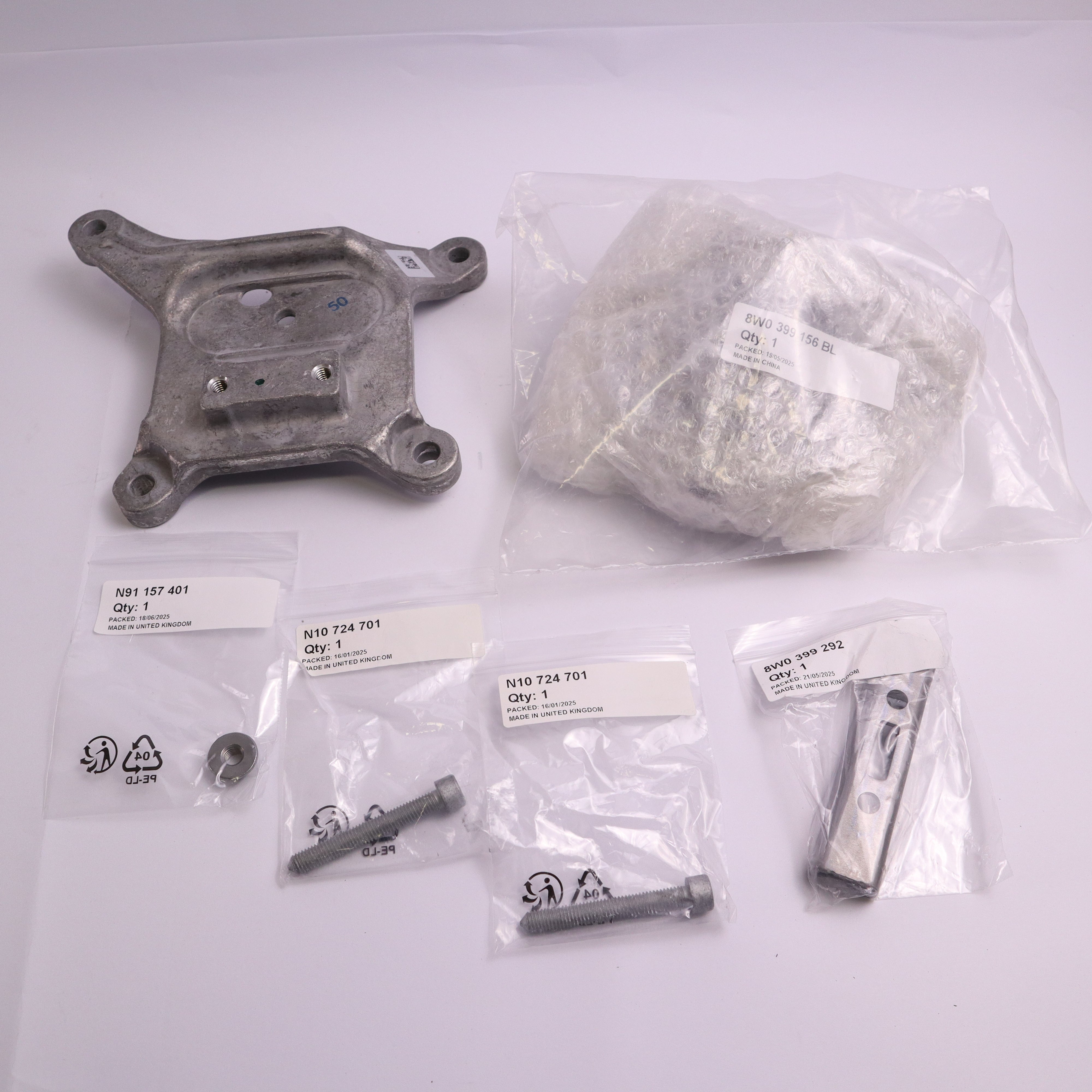 Genuine Bentley Gearbox Mounting 4M0399106G
