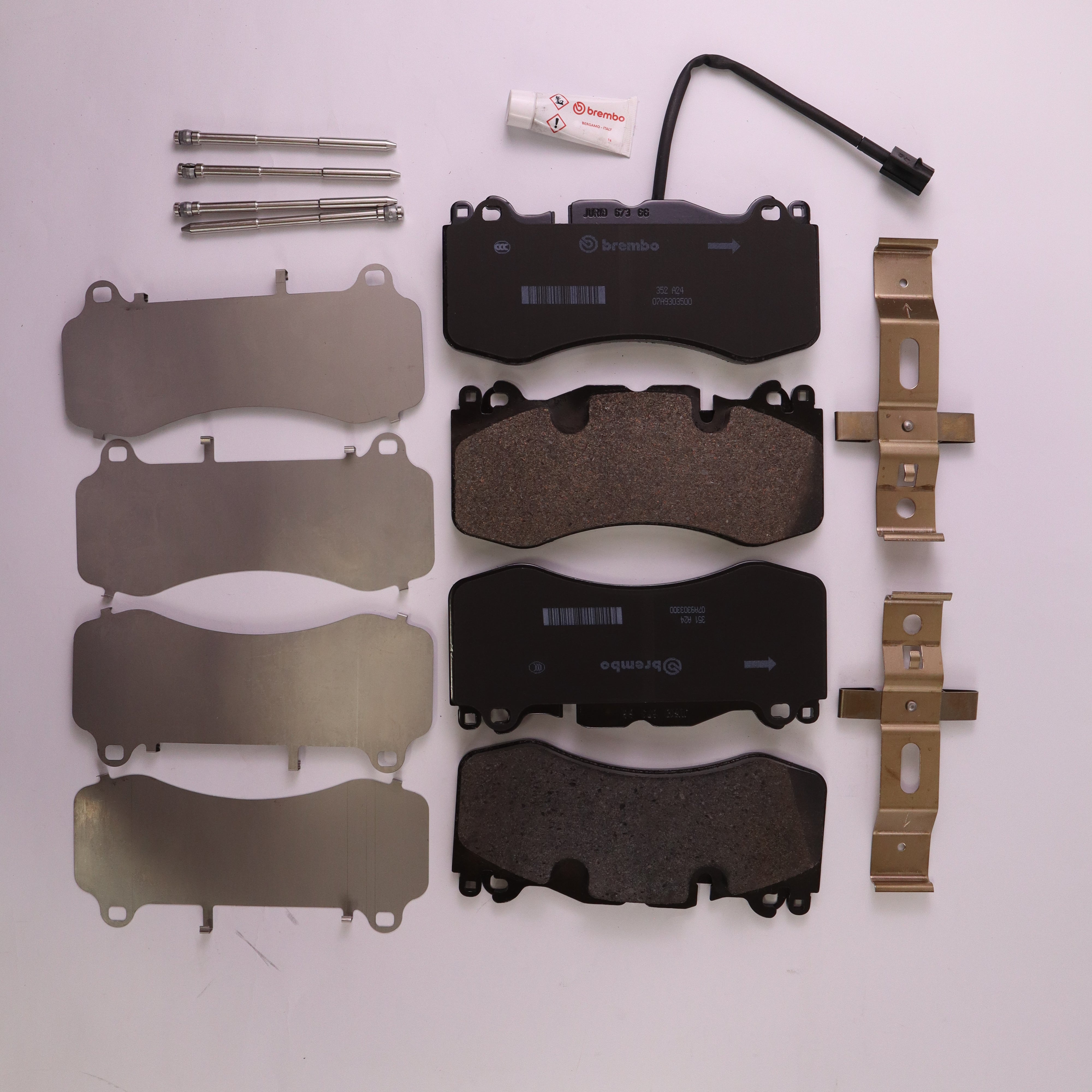 Genuine Front Brake Pads Kit For Maserati Levante 673012038