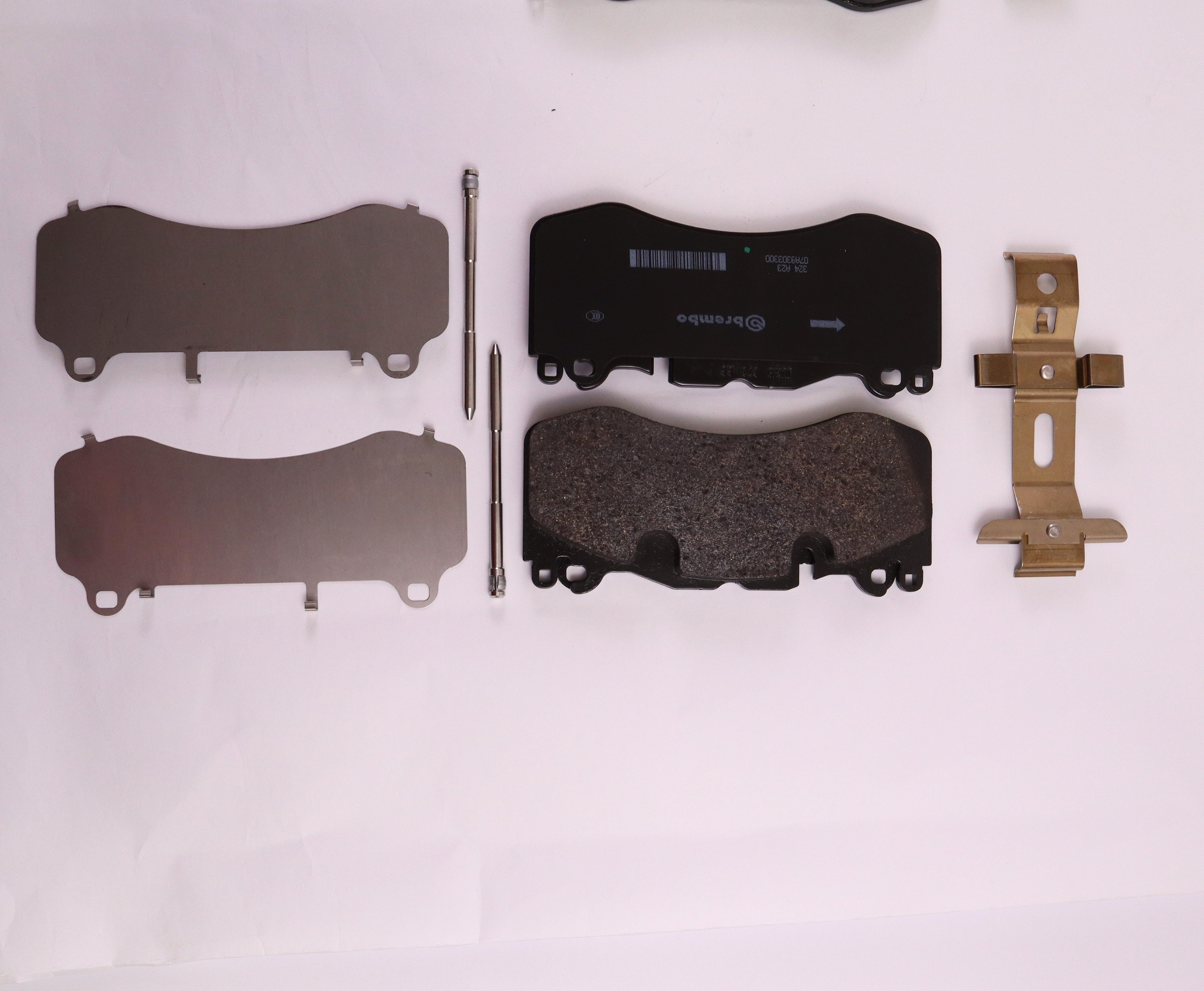 Genuine Maserati Front Brake Pad 673012045