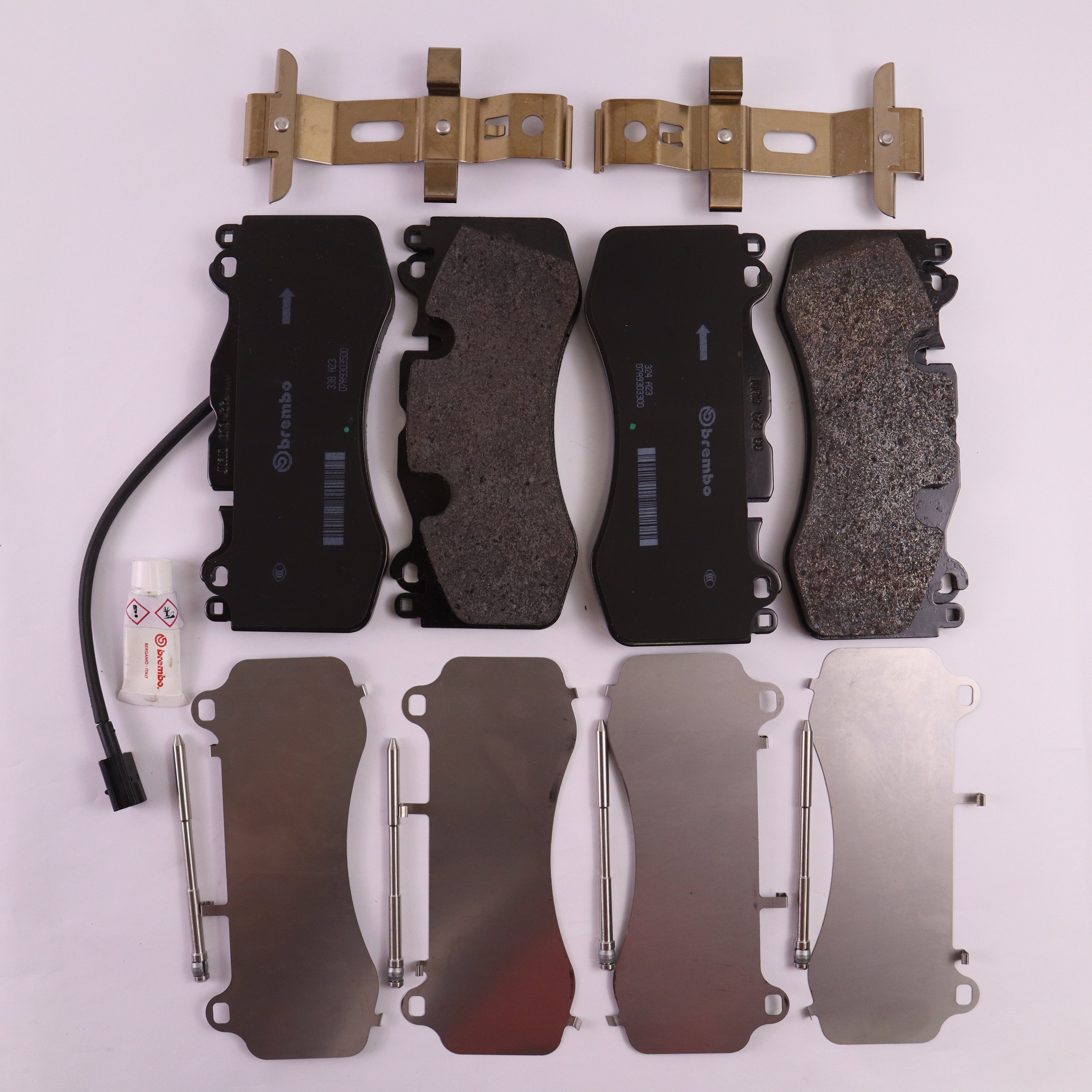 Genuine Maserati Front Brake Pad 673012045