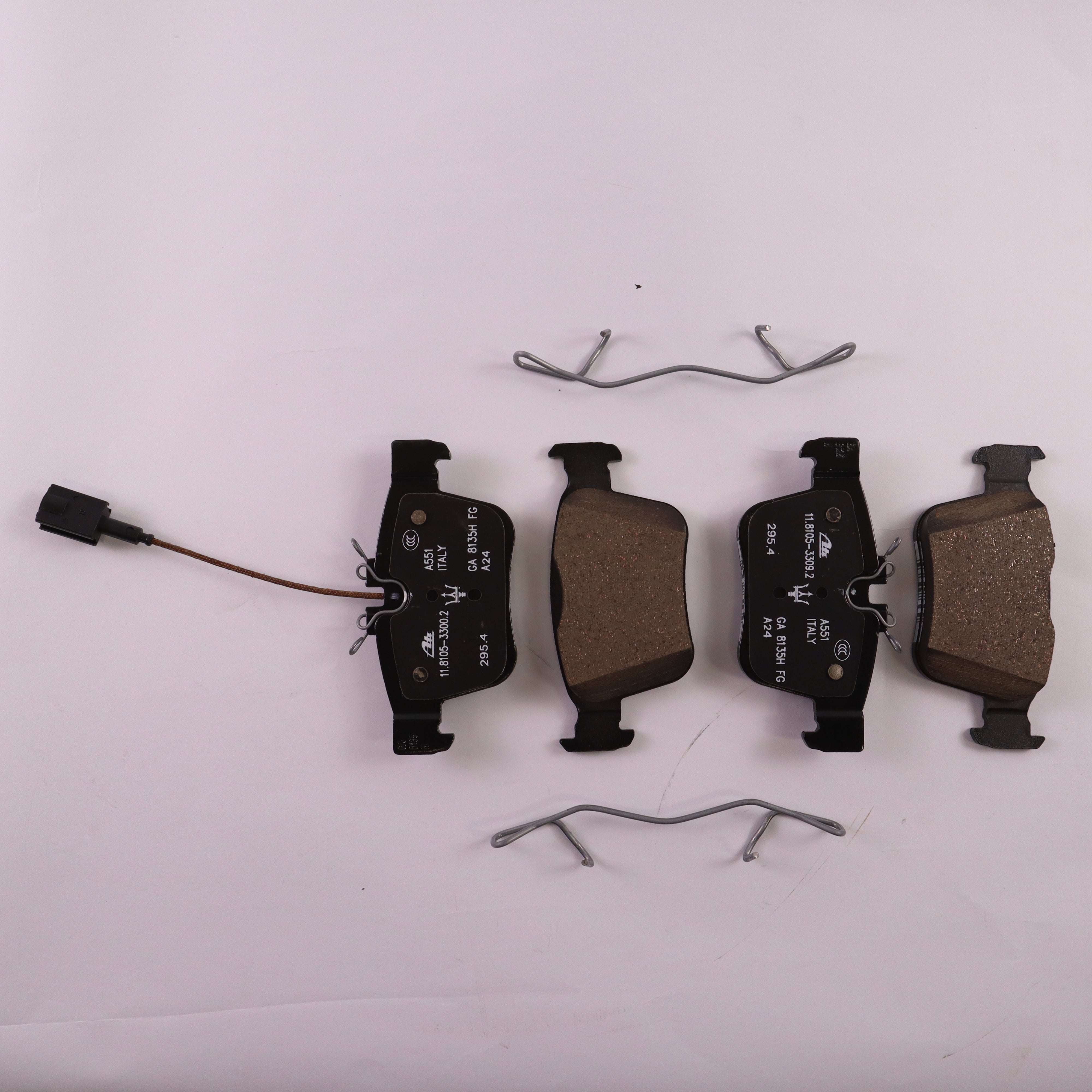Genuine Maserati Rear Brake Pad Kit 673012302